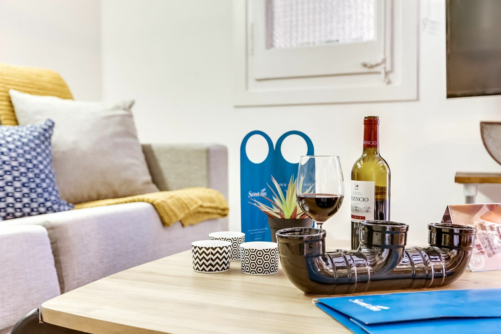 Apartamento Sweett - Sants Barcelona Exterior foto